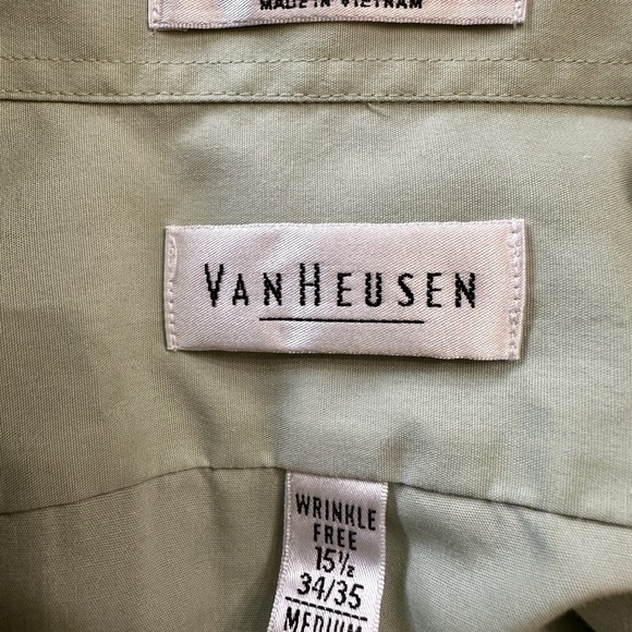 VAN HEUSEN,MENS, LIGHT GREEN DRESS SHIRT. WRINKLE FREE POPLIN. IN GOOD CONDITION - Picture 3 of 3